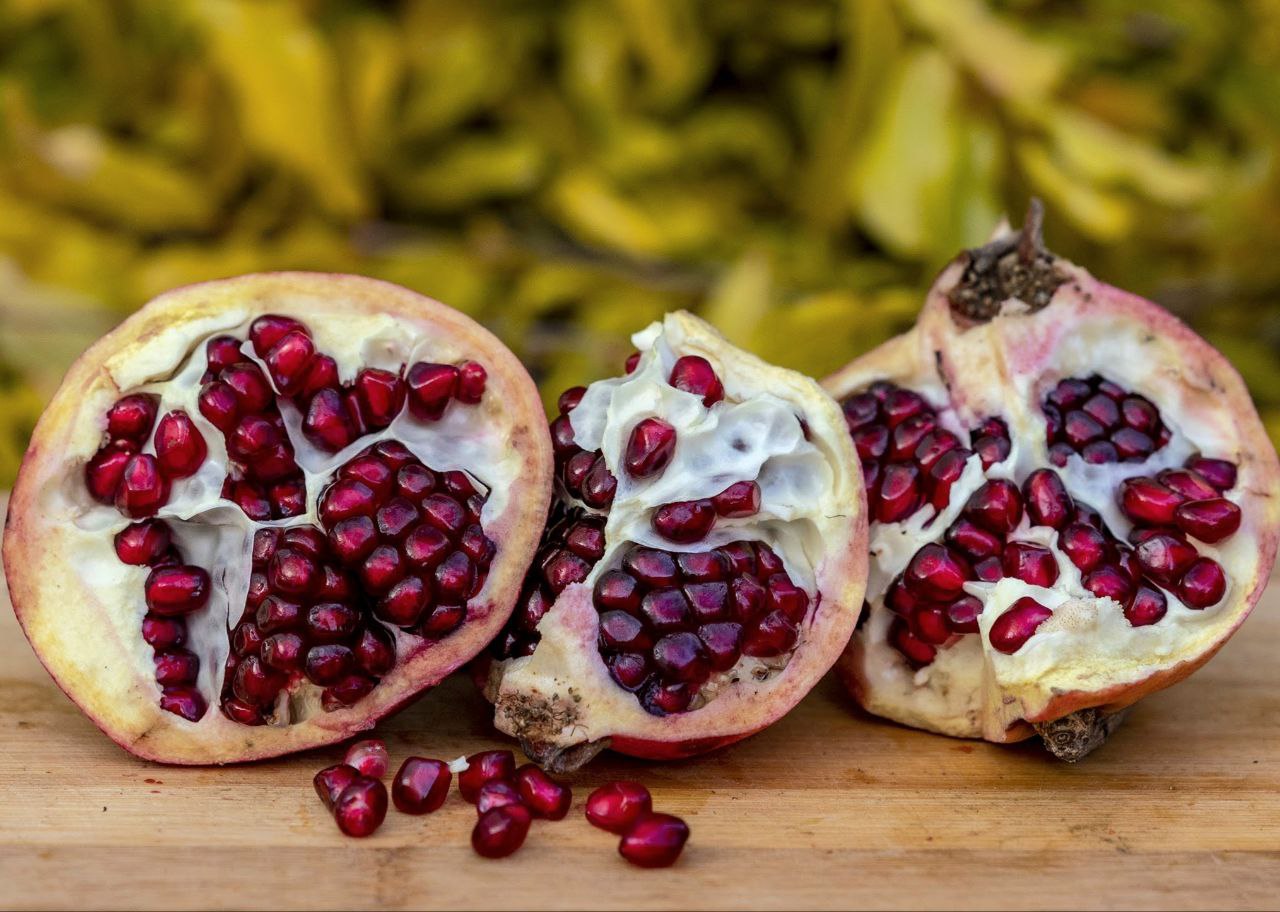 Гранат Гюлоша Рожева, 1 річний, 0.8л